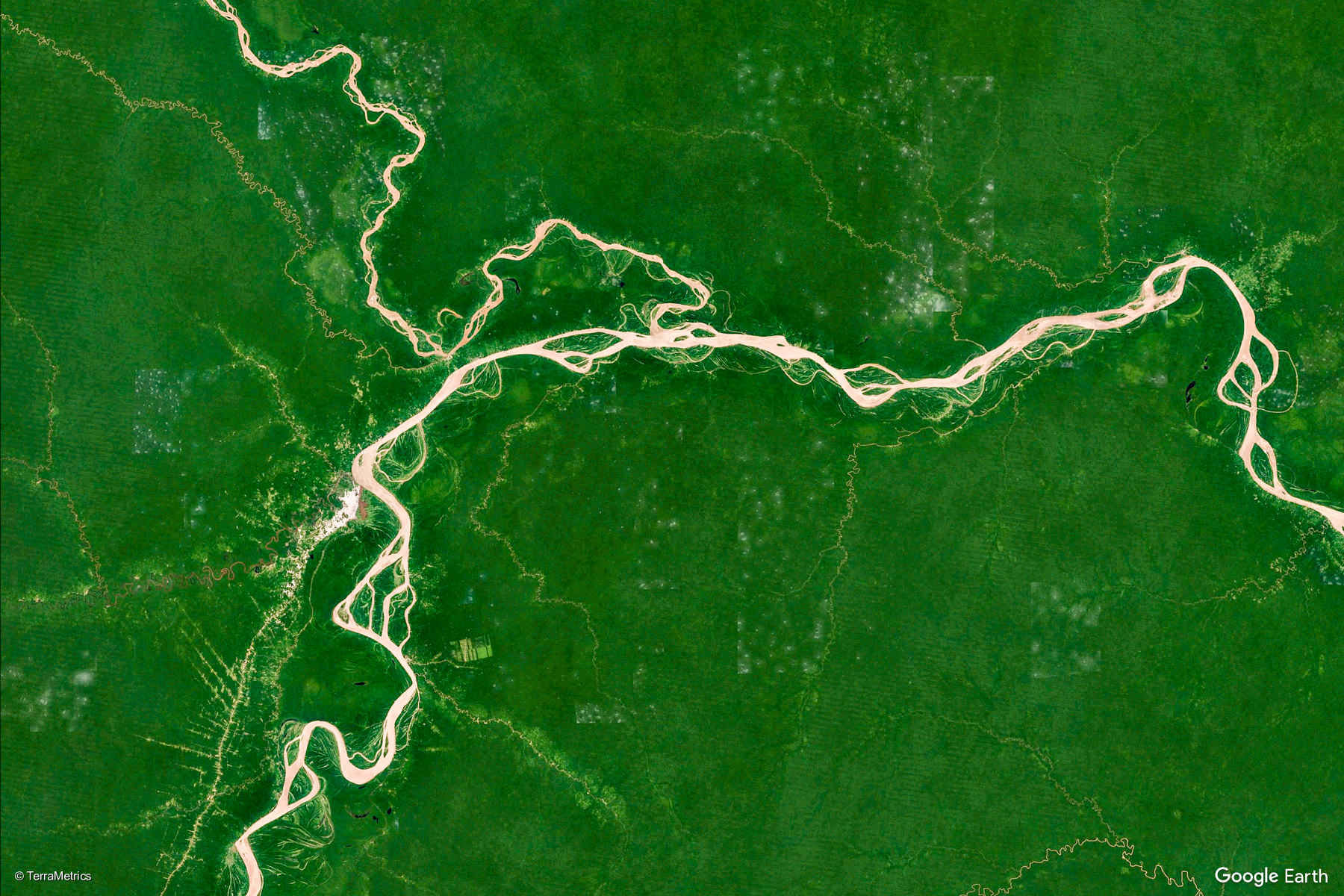 Satellite maps against deforestation